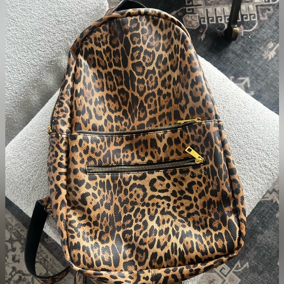 Fawn design leopard diaper backpack in like new condition - Picture 1 of 2